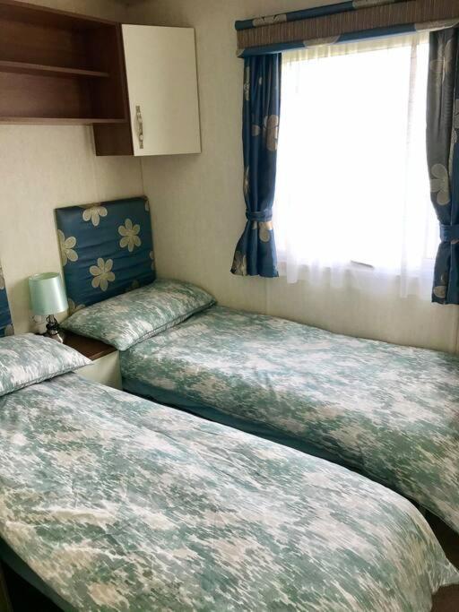 Cornish Caravan On The Lizard Peninsula, Cornwall. * Helston